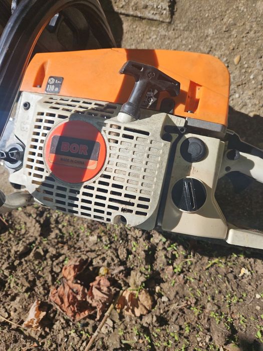 Моторна резачка BOR 5200