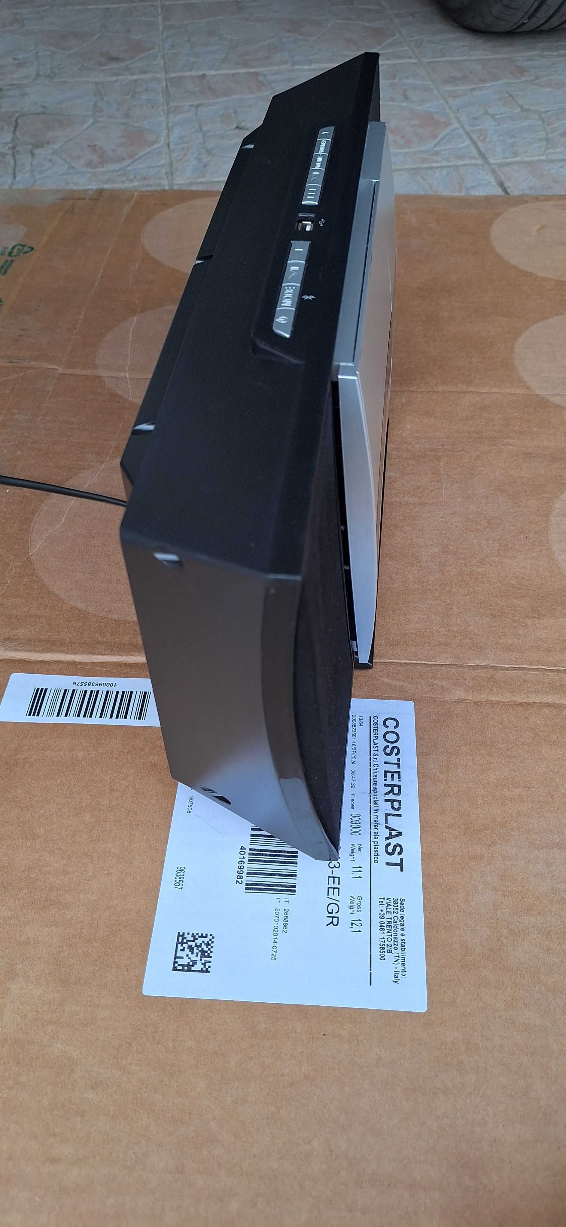 Sistem stereo Bluetooth CD/MP3, USB, NFC, radio FM, 10W, telecomanda