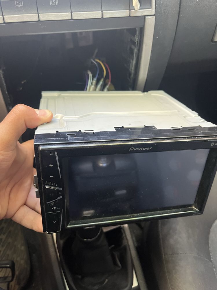 Мултимедия Pioneer MVH-g210BT