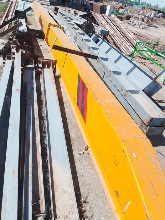 Мостовой  кран длиной 20 м  очень в хорошем состояние полный комплект