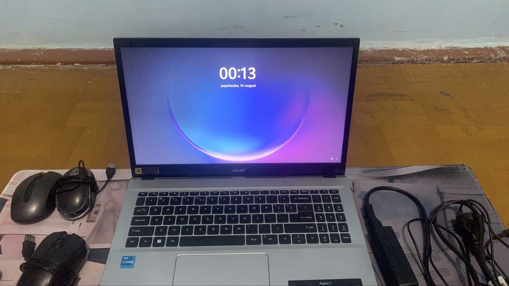 Acer core i3 toplami bilan