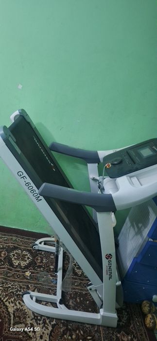 Yugurish yolakchasi srochno sotiladi