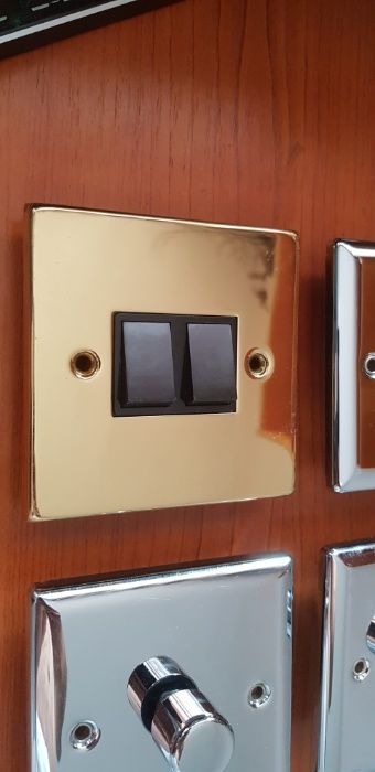 Variator tensiune INOX, Intrerupatoare, TV, Coaxial, Priza, Led, Noi