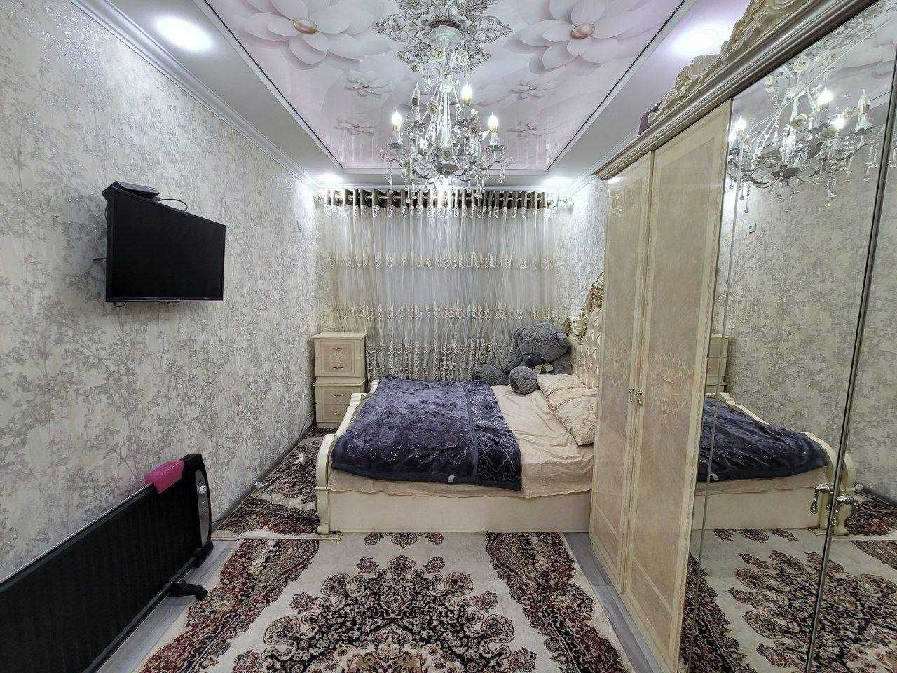 Продается 2в3 ком  квартира на чил 20 квартл 65м2 цена 70 000.ZA010
