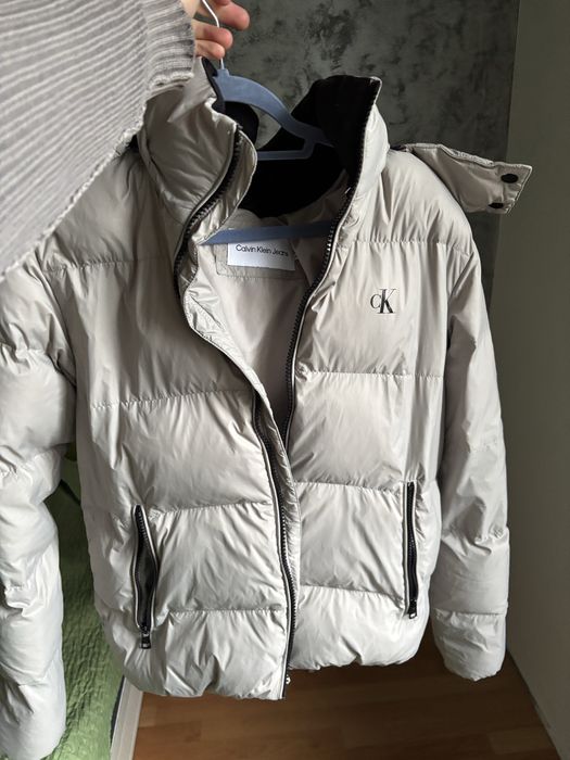 Vand geaca Calvin Klein(no TheNorthFace,Nike,Jordan)