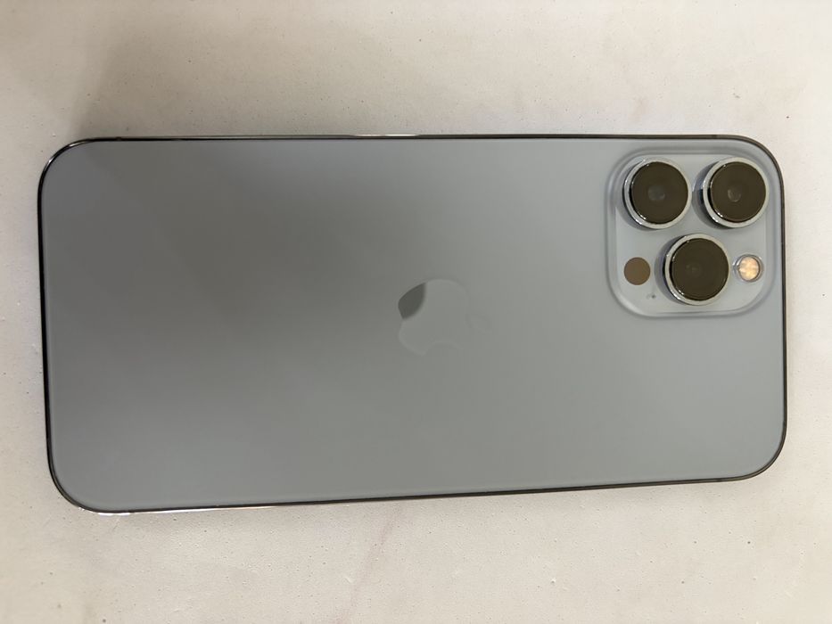 Продается IPHONE 13 PRO Max