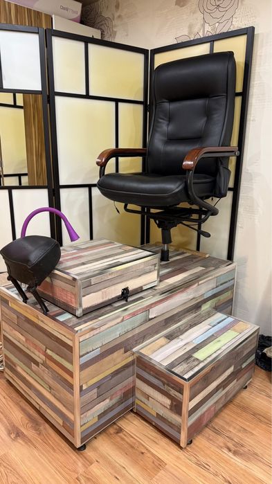 Продавам стол за педикюр с вградена мивка