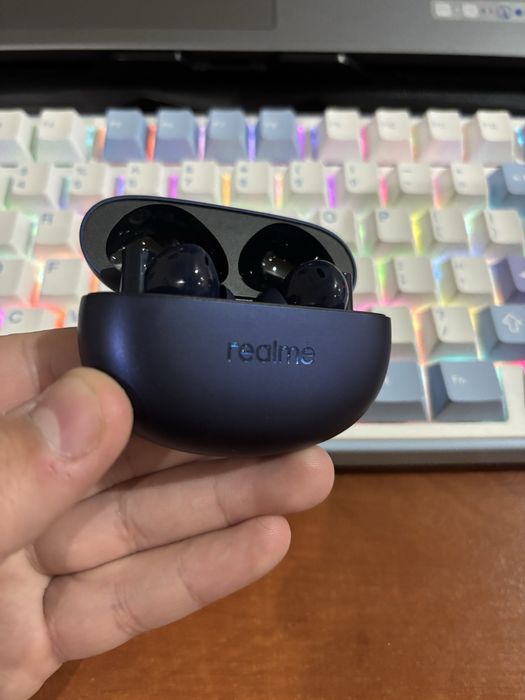 Realme buds air 5 blue