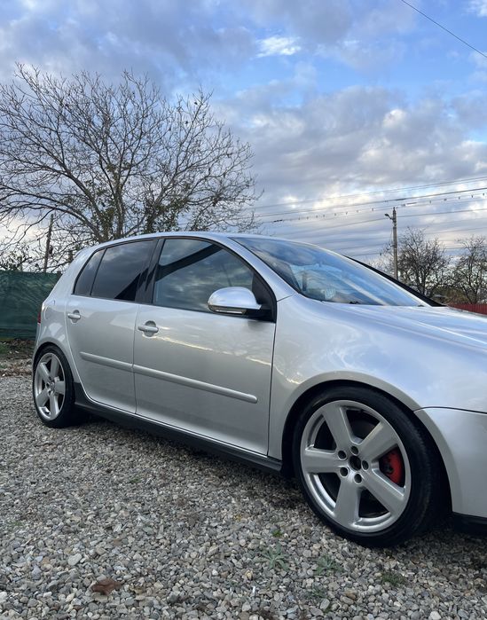 Vand Golf 5 GTI, impecabil