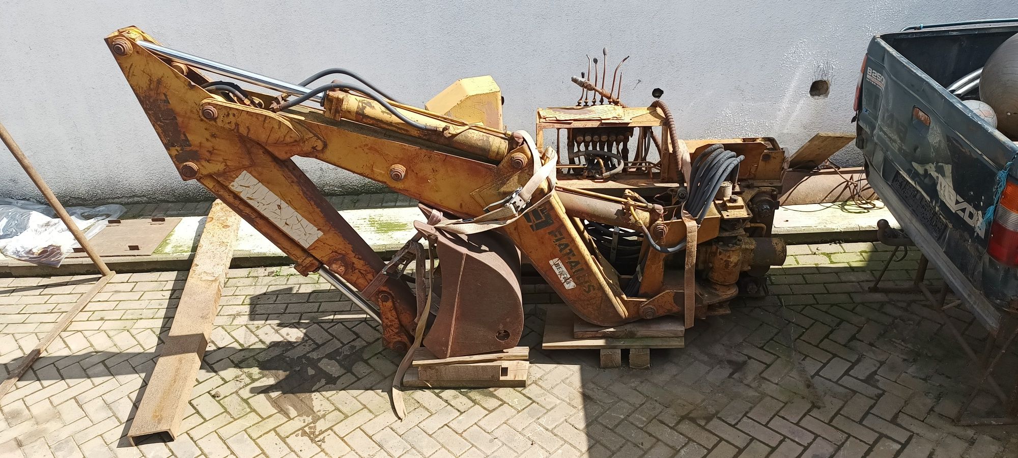 Braț excavator cu cupă Fiat Allis Fl4