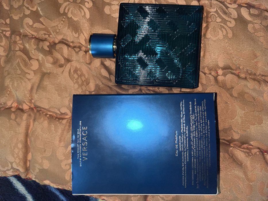 Parfum de barbati versace original