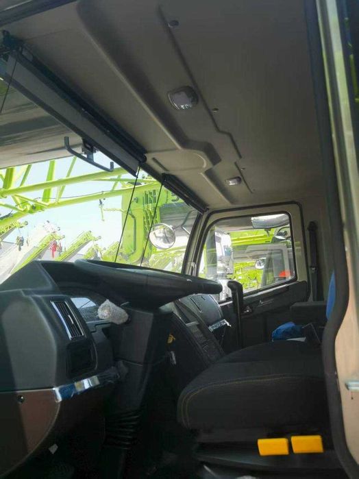 Авто кран 80 тонна ZOOMLION ZTC800V552M