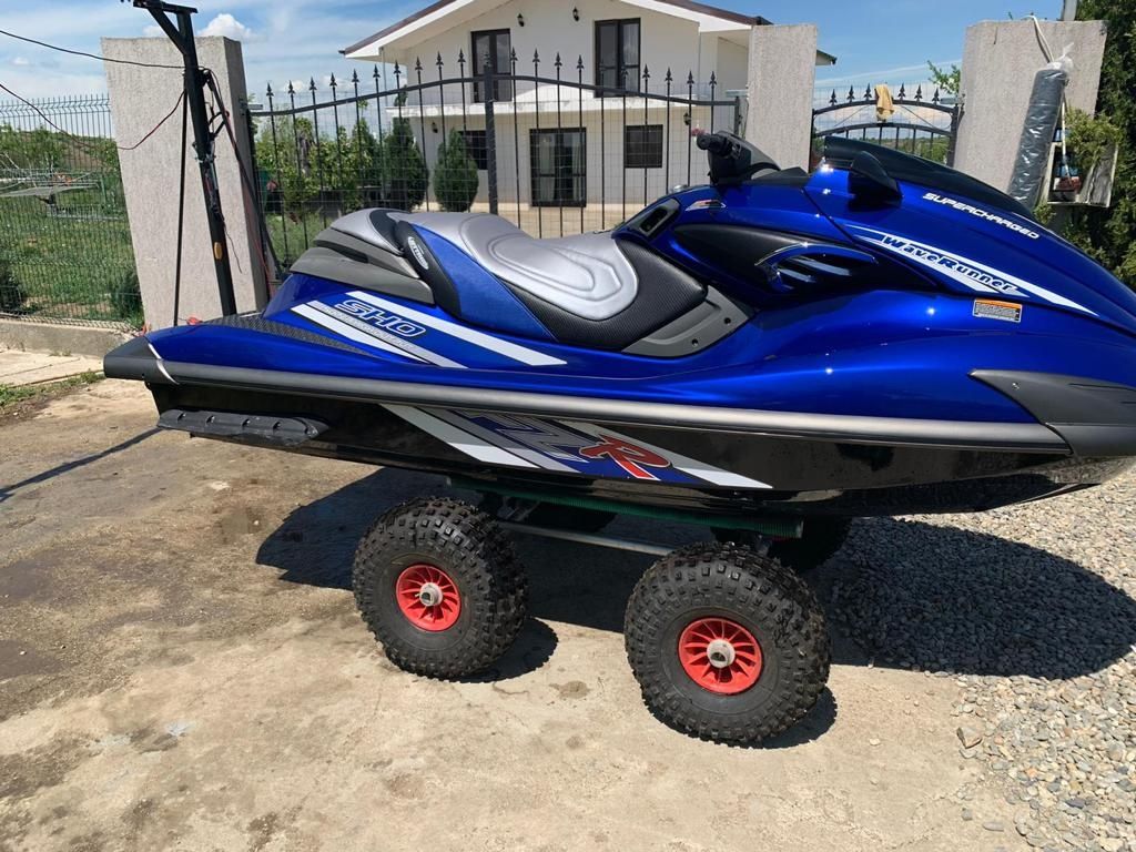 ÎNMATRCULABIL* Jetski / skijet / ski jet Yamaha FZR SHO 220c