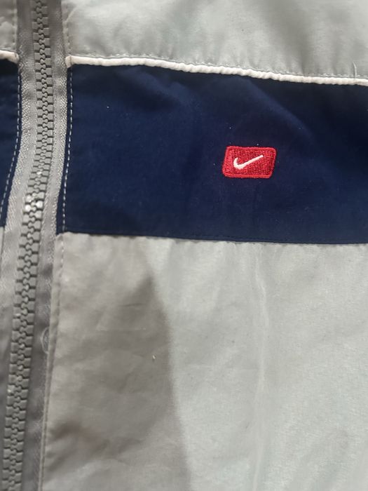 Geaca vintage nike gri
