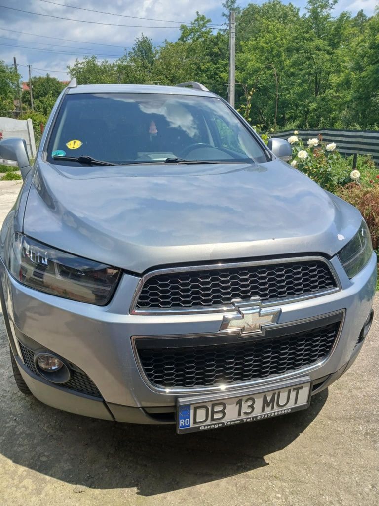 Vând Chevrolet captiva