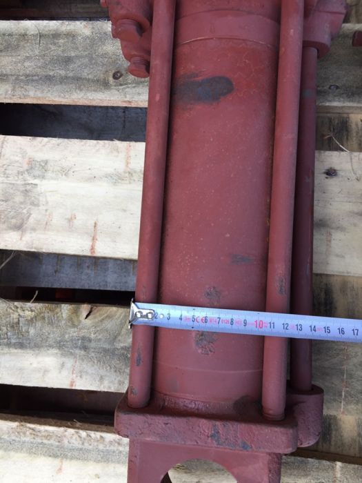 Хидравличен цилиндър/цилиндри