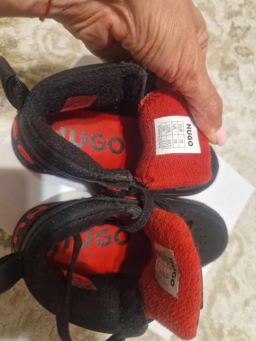 Детски затворени обувки HUGO