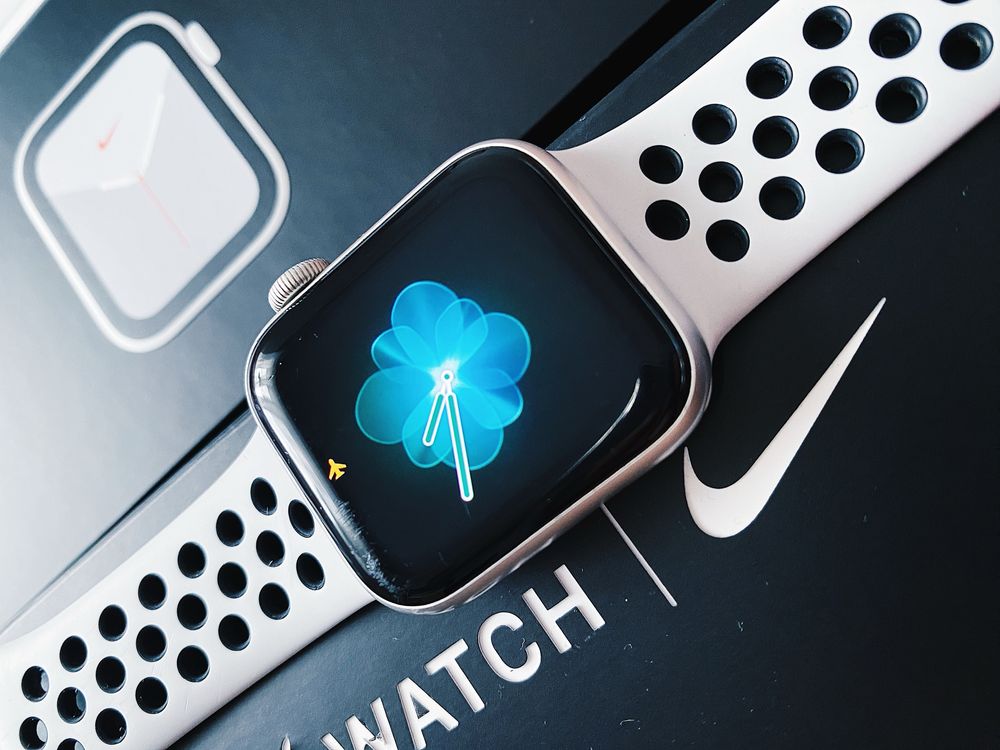 Apple watch 5 Series Nike оригинал (смарт-часы)