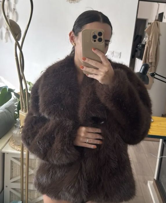 Дамско еко палто с лъскав косъм