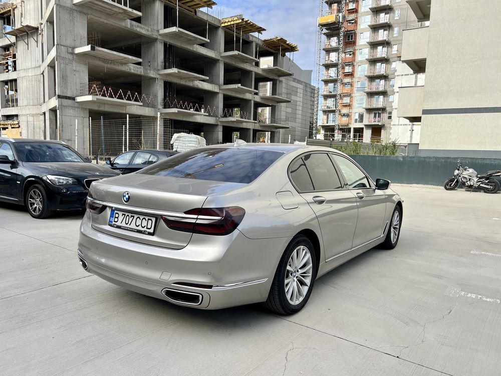 Vând BMW seria 7 g 11 an 2017 mașina de ambasada