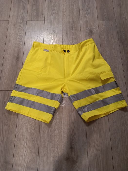 Vand Pantaloni Reflectorizanti Lucru SCURTI Planam