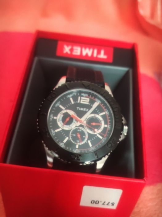 Vand ceas timex,ca nou