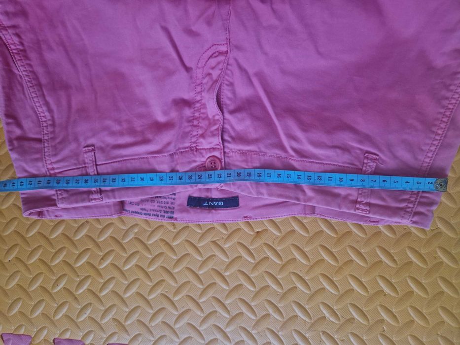 Pantaloni Gant pentru femei