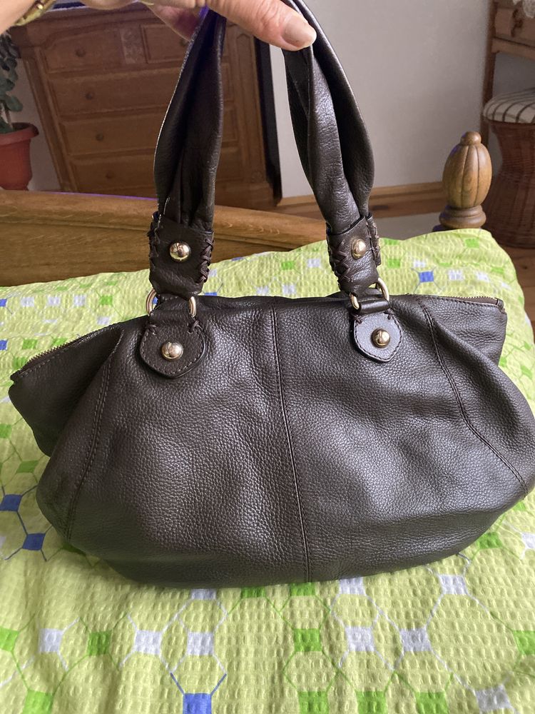 Дамска чанта естествена кожа Zara