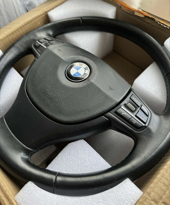 Оригинален волан BMW F10