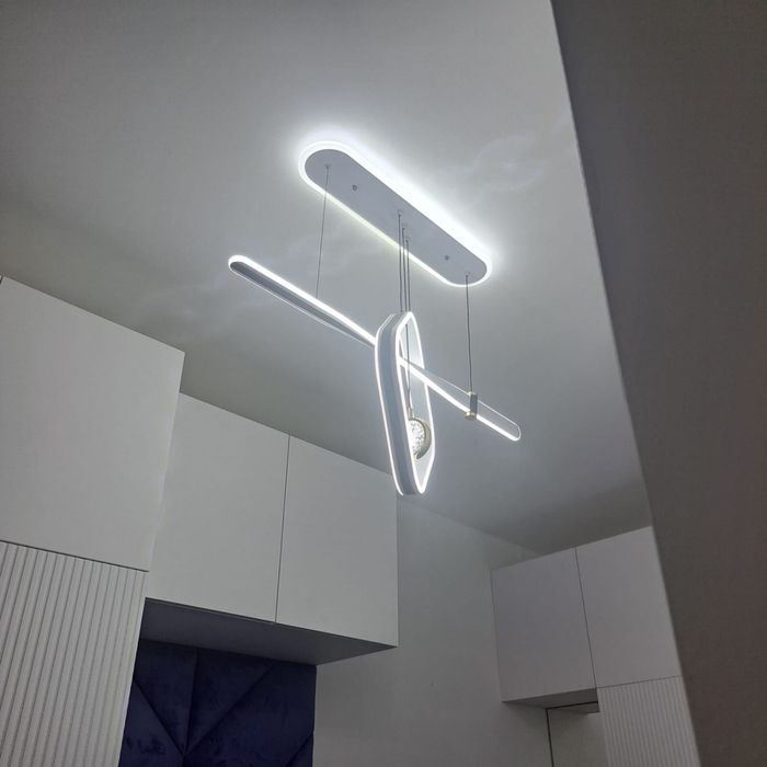 Продается люстра в отличном состоянии