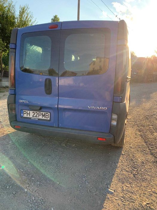 DE VANZARE URGENT duba opel vivaro