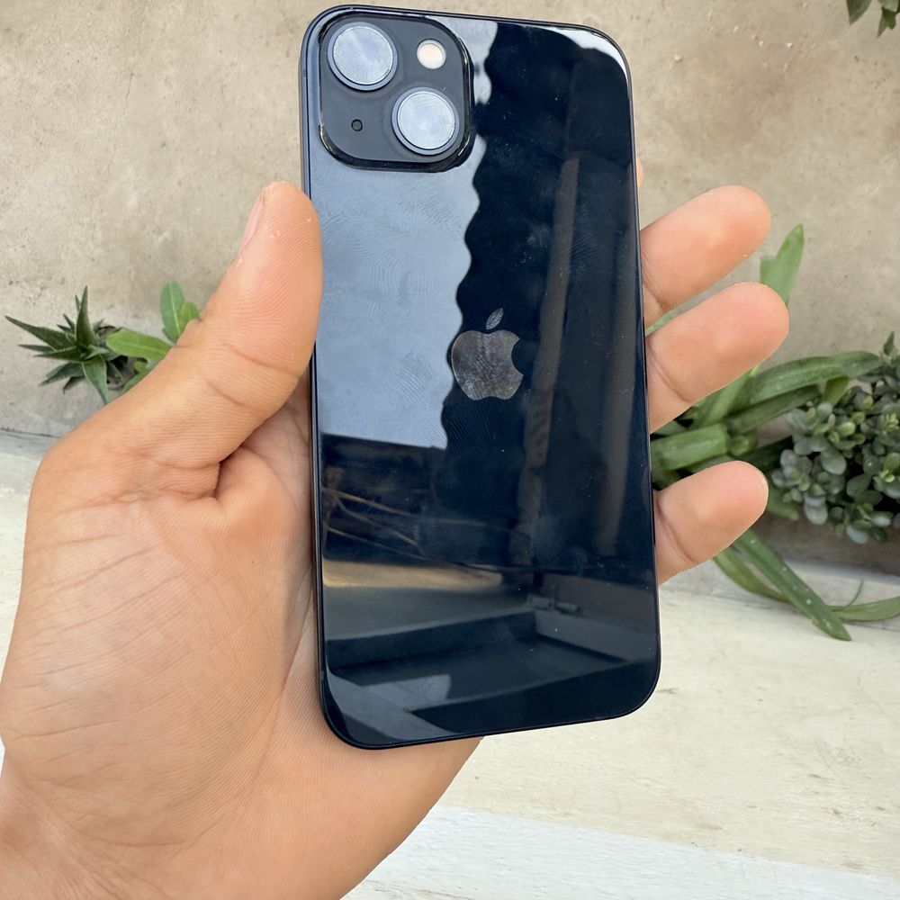 Apple iPhone 13 – 128GB Midnight rang