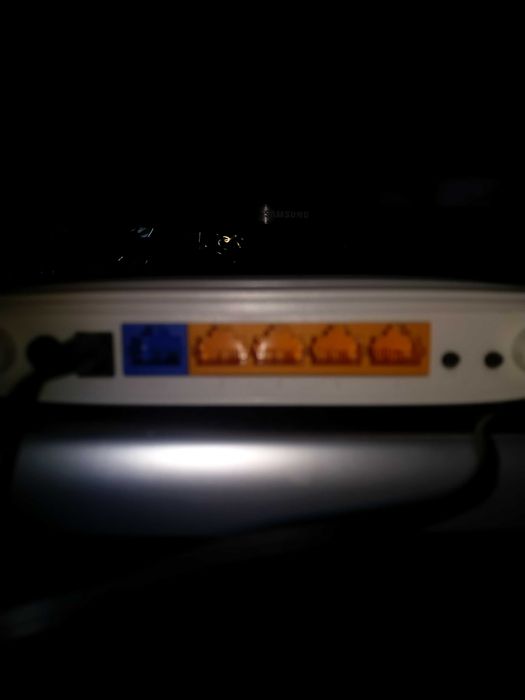 De vânzare Router wireless tp-link. Preț 35 lei.Cumpărat de 11 Luni.