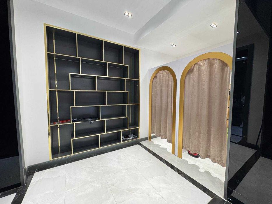 Продается готовое помещение с арендатором Женский Бутик 110м2