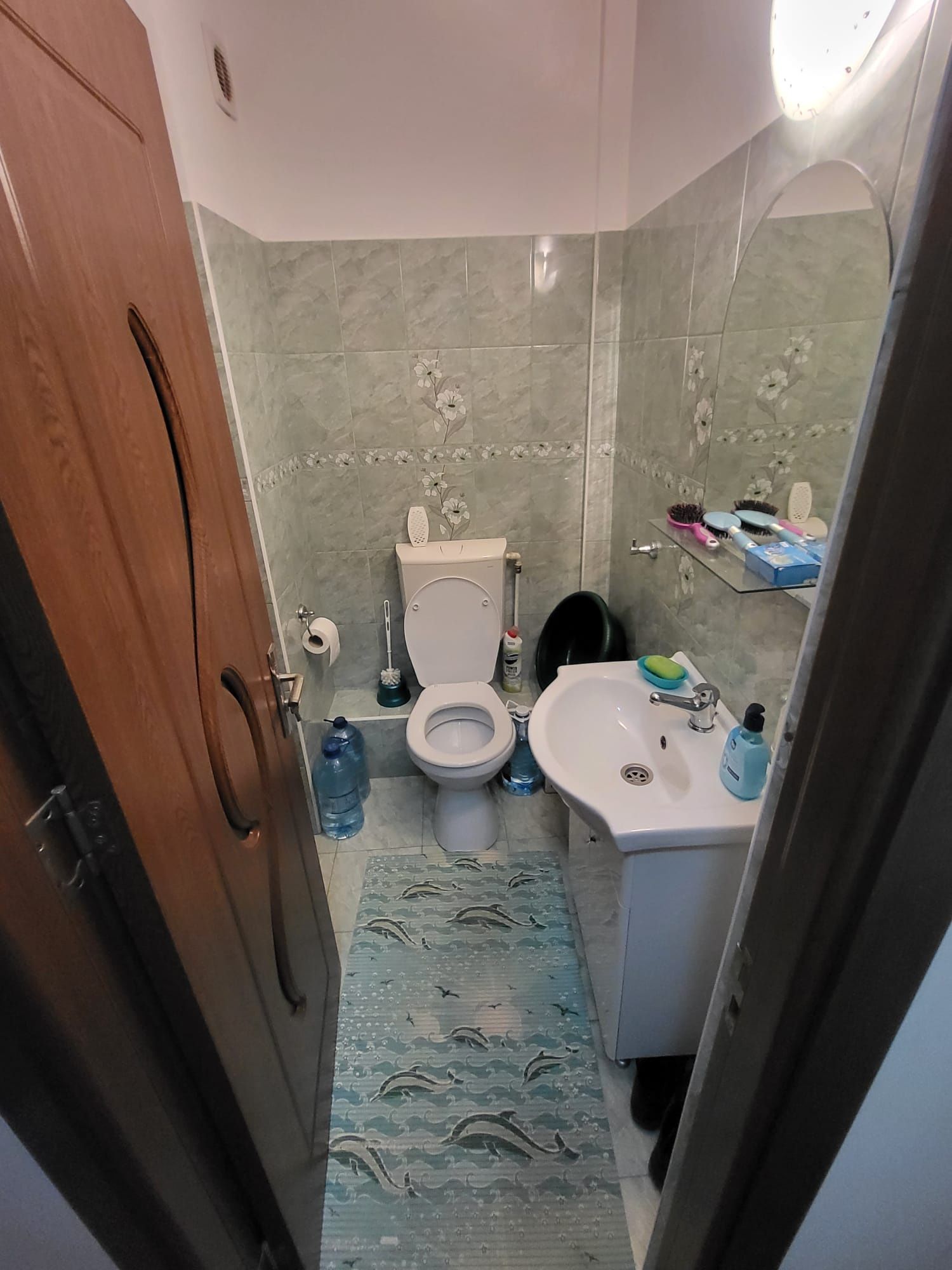 De vânzare apartament 3 camere decomandat