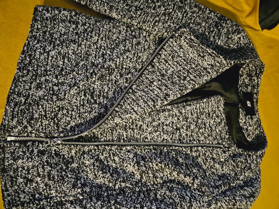 Дамско сако букле H&M