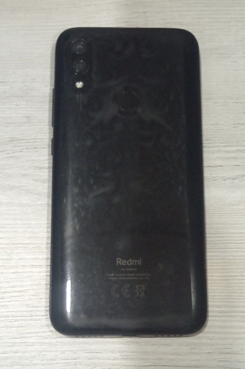 Redmi 7 sotiladi