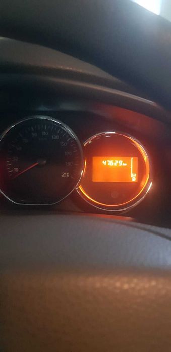 Dacia Logan Laureat 2013 , unic proprietar, foarte bine intretinuta.