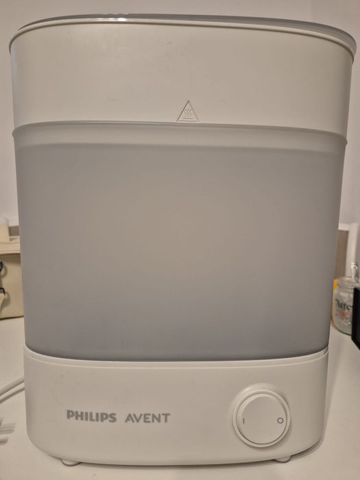 Vând sterilizator biberoane Philips Avent