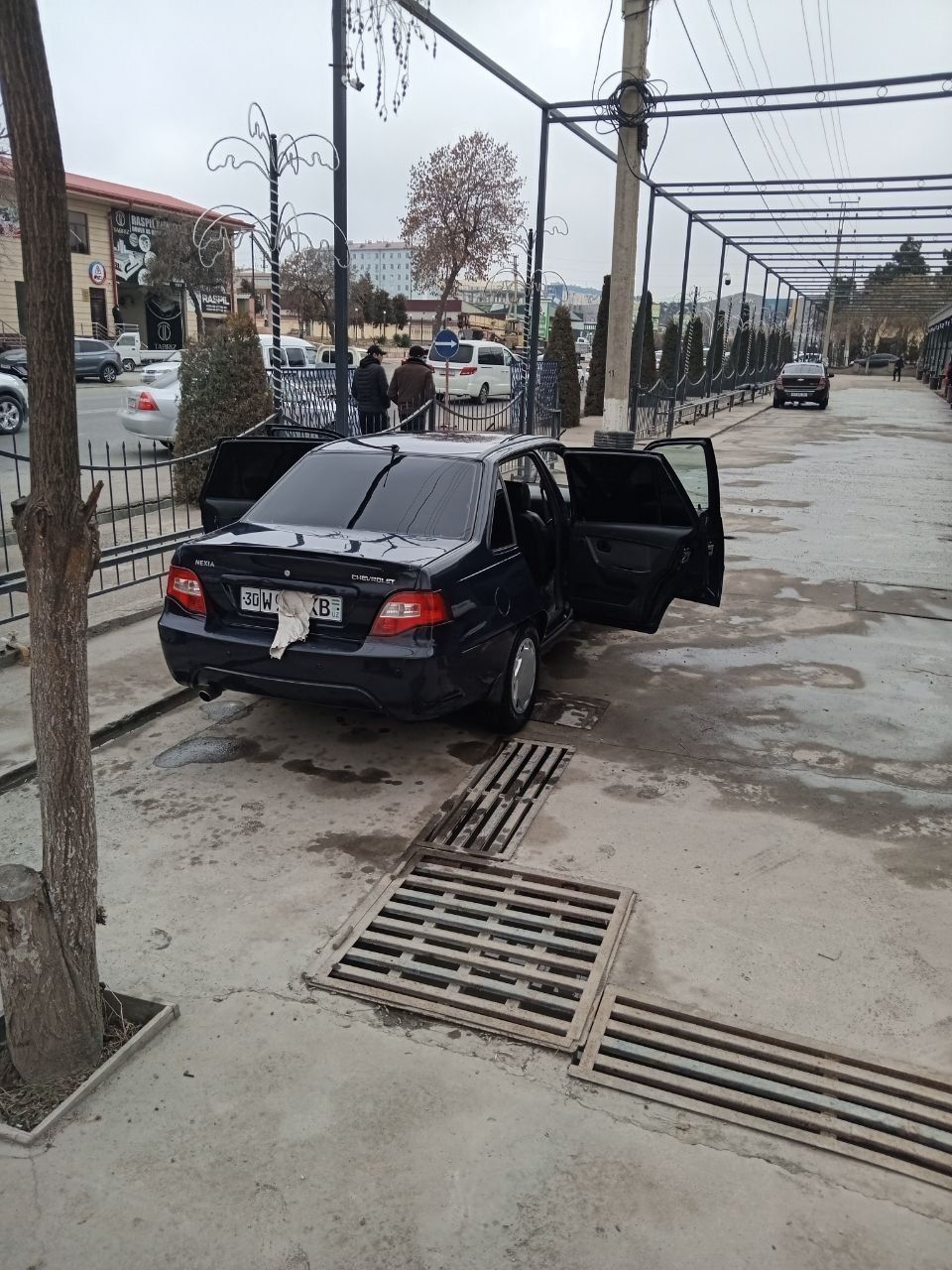 Продам  нексия 2