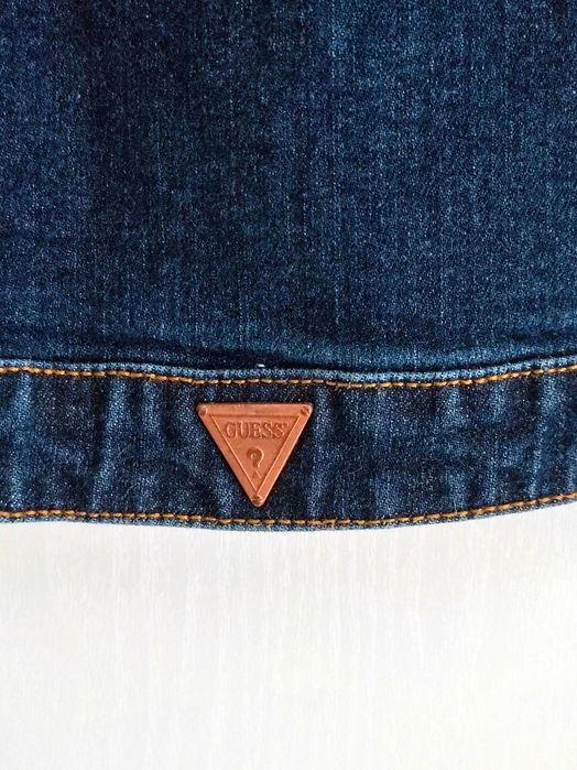 Geaca de Blugi, Guess, stare foarte buna, ca noua.