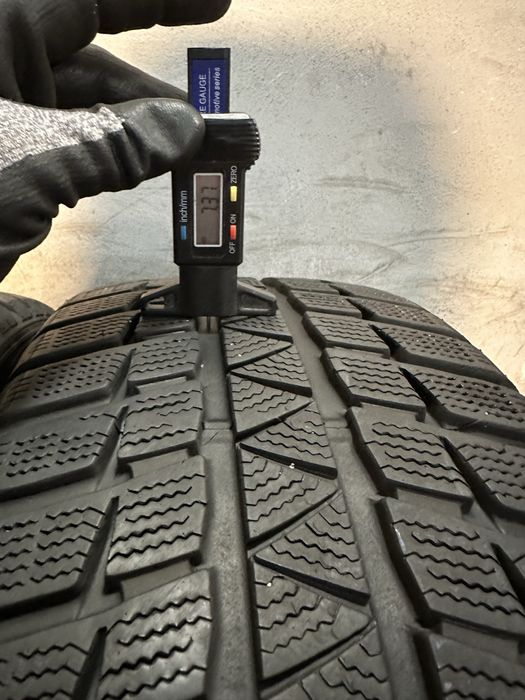 Гуми 225/45/17 SUMITOMO Winter Snow