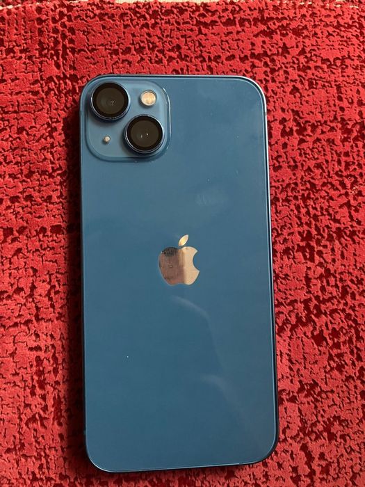 Продается айфон 13 128гб