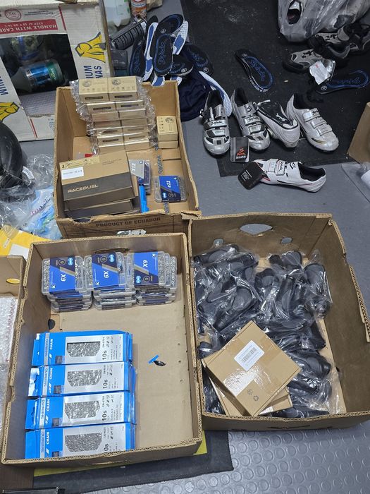 Педали,клипове,верига shimano,ultegra,105