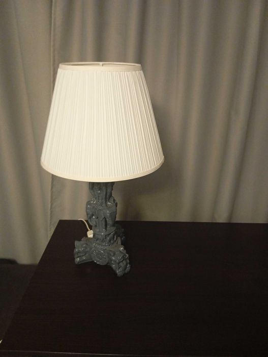 Veioza masiva, exotic sculptata cu elefanti si dansatoare