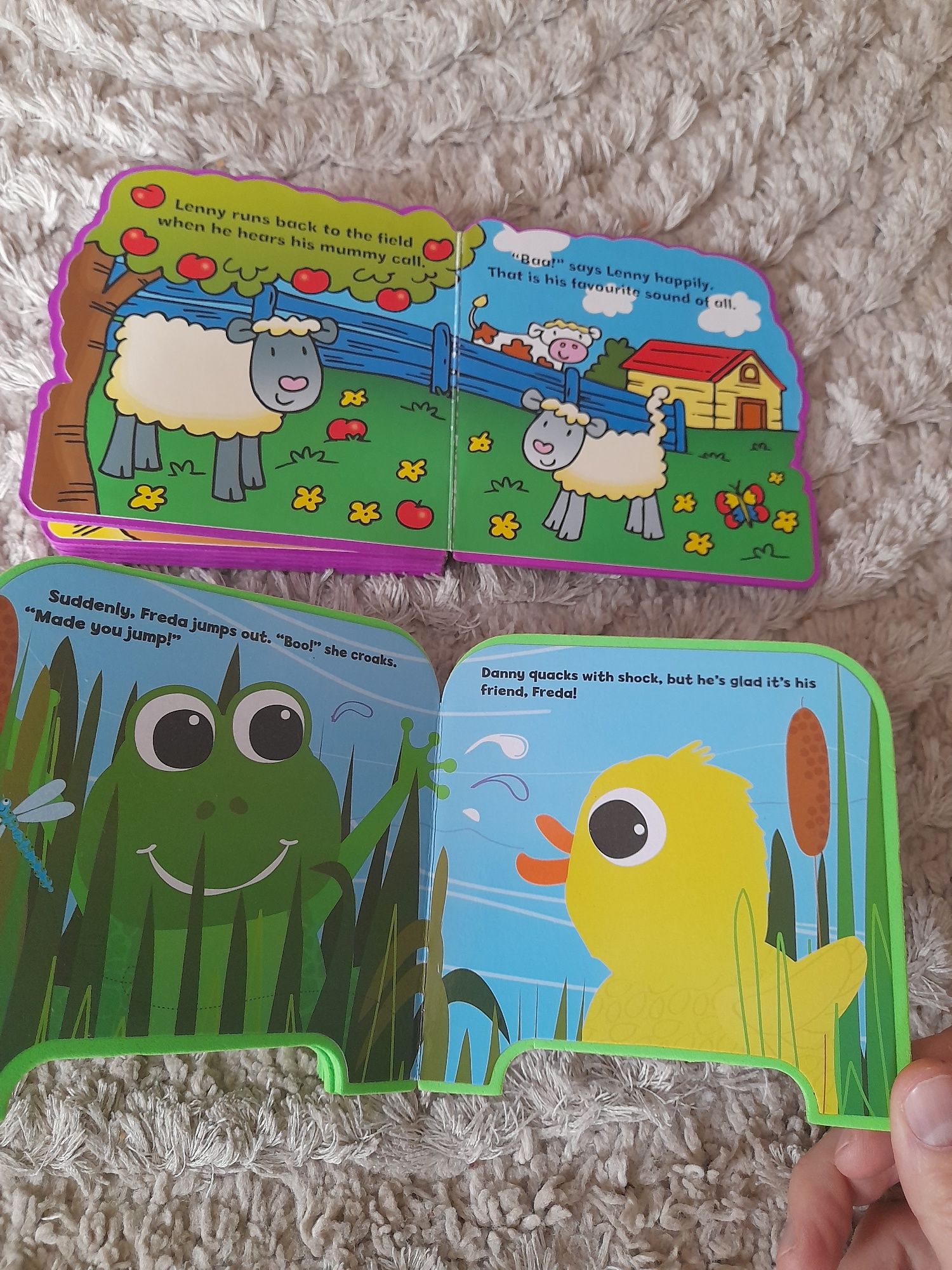 carte carti noi engleza bebe bebelus copil lemn Lenny Lamb Freda frog