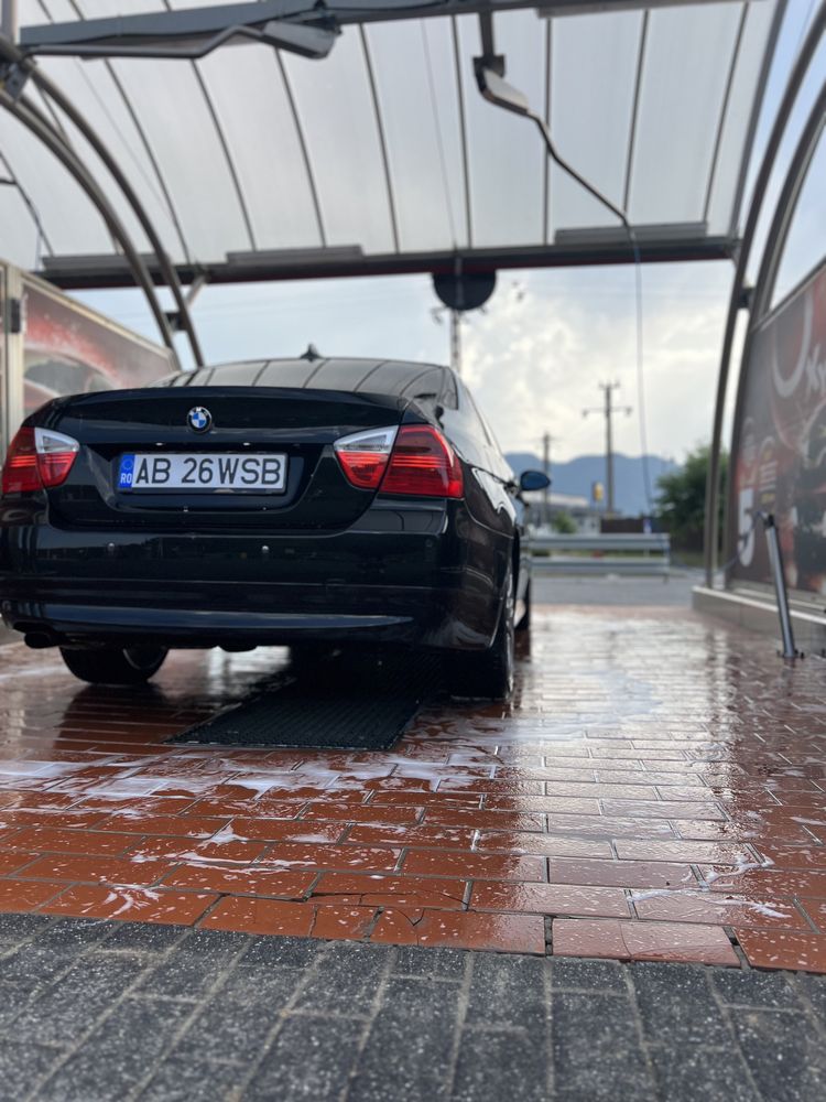 Vând bara spate BMW e90