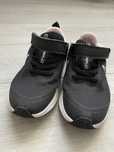 Adidasi Nike starrunner marimea 31