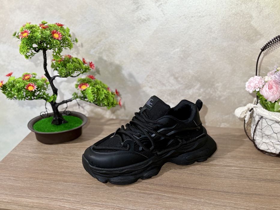 Adidasi Casual/ Model 2026