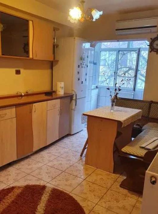 Дава се под наем Тристаен апартамент в Пловдив, Каменица 1 - 84 кв.м за 239.7 € - Снимка #1